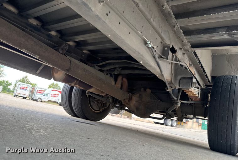 image for item EM2312 2010 Ford E450 delivery truck