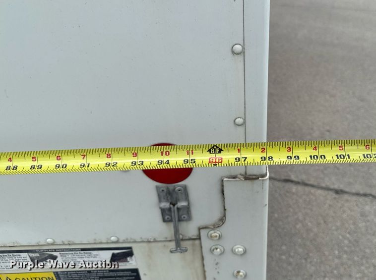 image for item EM2312 2010 Ford E450 delivery truck