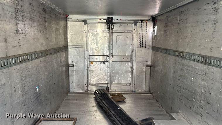 image for item EM2312 2010 Ford E450 delivery truck