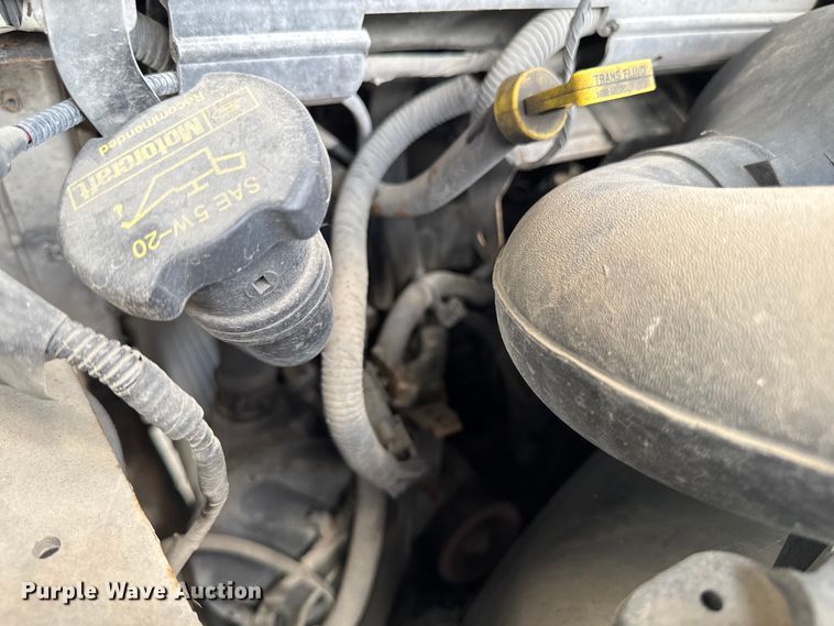 image for item EM2312 2010 Ford E450 delivery truck