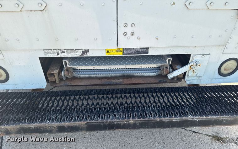 image for item EM2313 2010 Ford E450 delivery truck