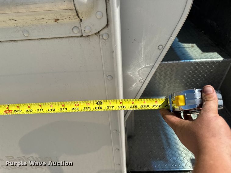 image for item EM2313 2010 Ford E450 delivery truck