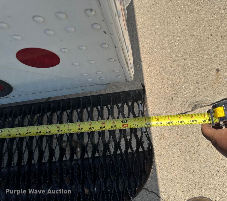 image for item EM2313 2010 Ford E450 delivery truck