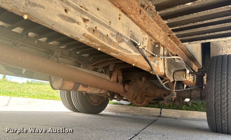 image for item EM2313 2010 Ford E450 delivery truck