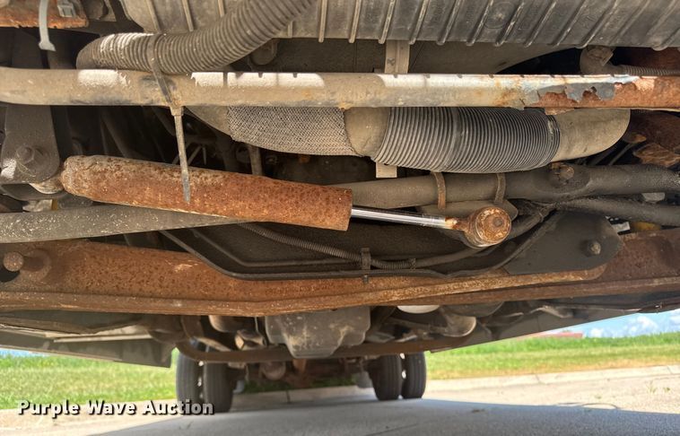 image for item EM2313 2010 Ford E450 delivery truck