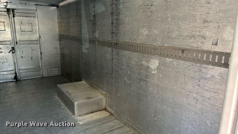 image for item EM2313 2010 Ford E450 delivery truck