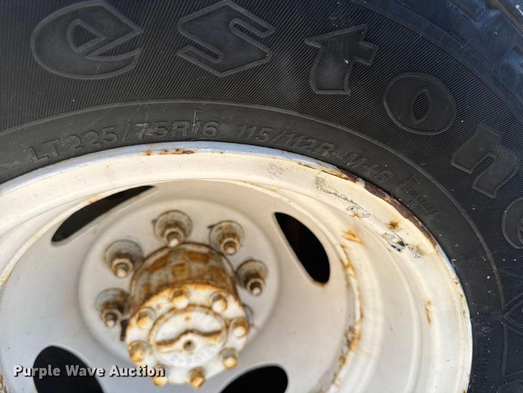 image for item EM2313 2010 Ford E450 delivery truck