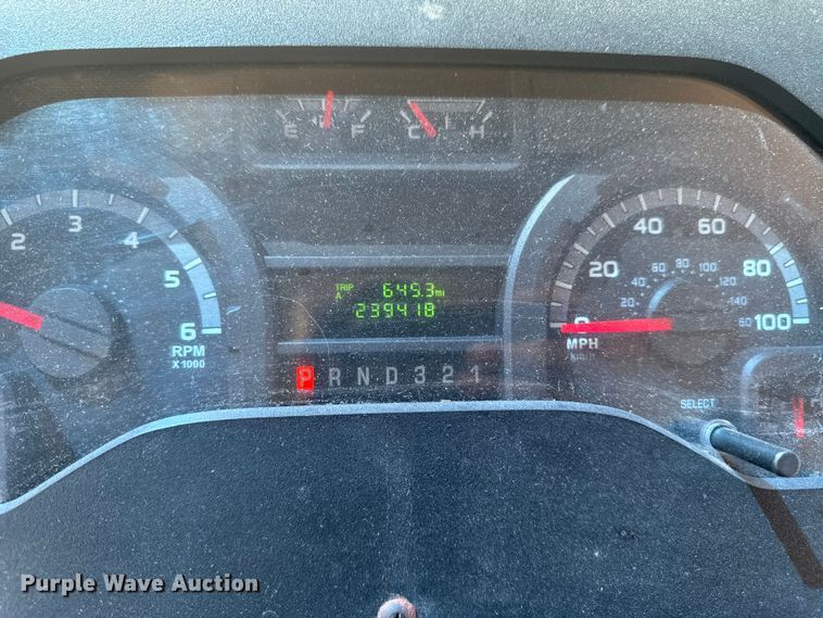 image for item EM2314 2010 Ford E450 delivery truck