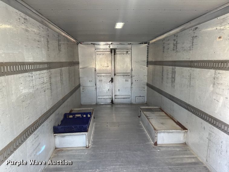 image for item EM2314 2010 Ford E450 delivery truck