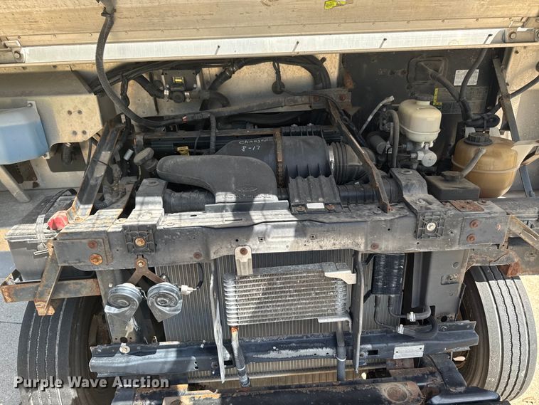 image for item EM2314 2010 Ford E450 delivery truck