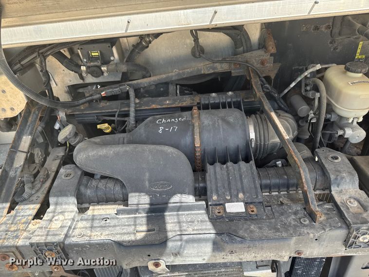 image for item EM2314 2010 Ford E450 delivery truck