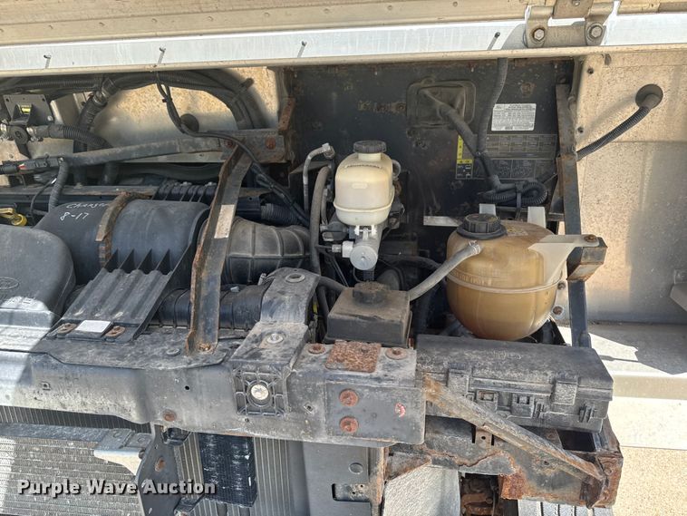 image for item EM2314 2010 Ford E450 delivery truck