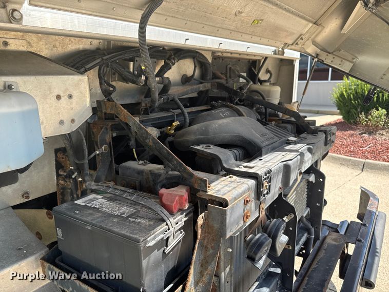 image for item EM2314 2010 Ford E450 delivery truck