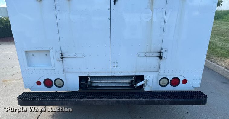 image for item EM2315 2010 Ford E450 delivery truck