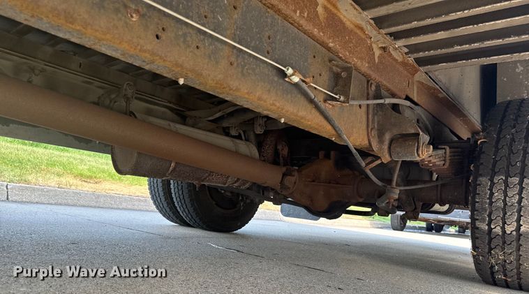 image for item EM2315 2010 Ford E450 delivery truck