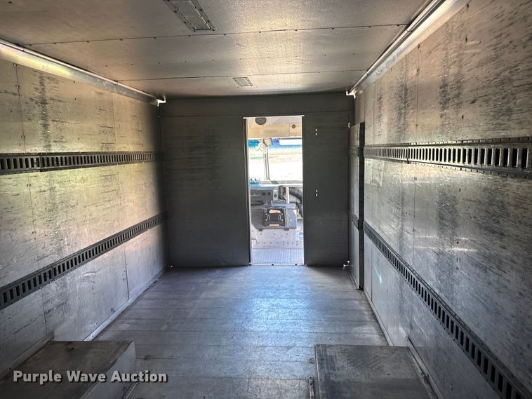 image for item EM2315 2010 Ford E450 delivery truck