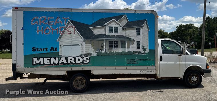 image for item EM2330 2005 Chevrolet Express G3500 box truck