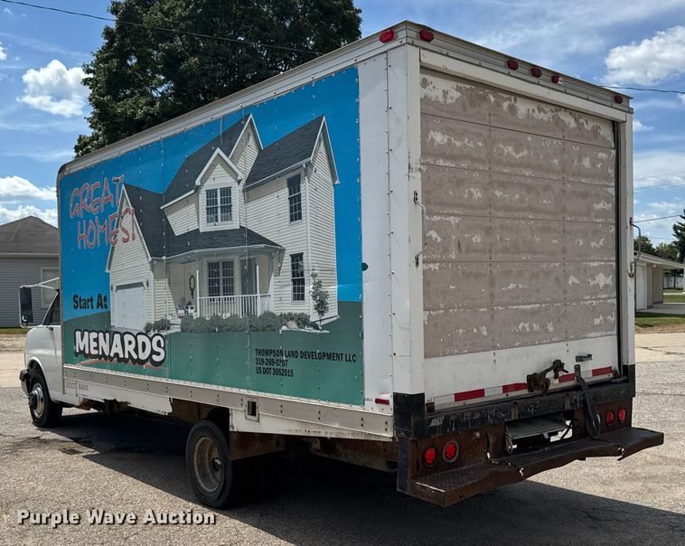 image for item EM2330 2005 Chevrolet Express G3500 box truck