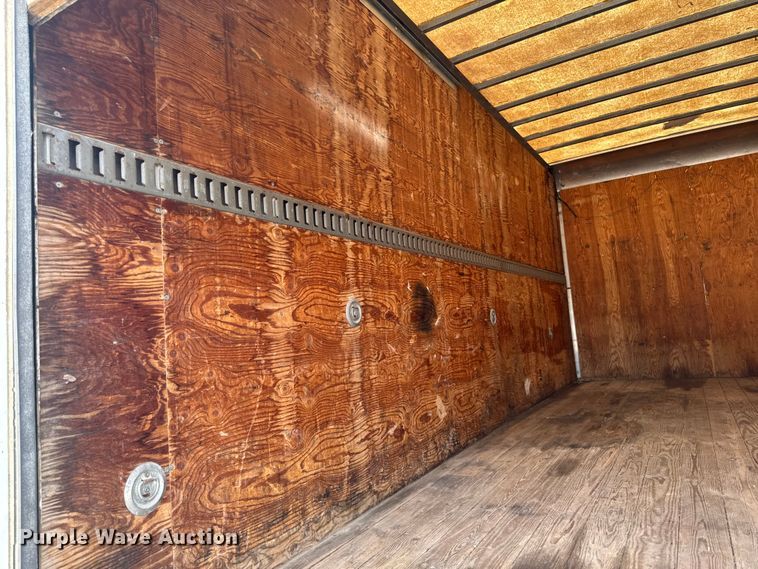 image for item EM2330 2005 Chevrolet Express G3500 box truck