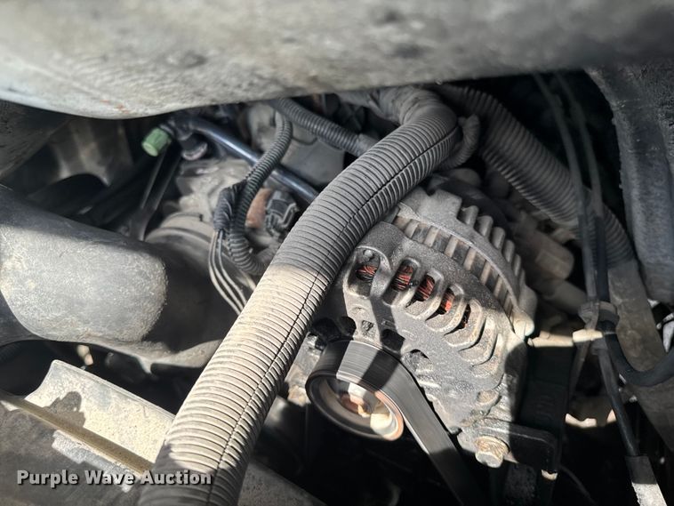 image for item EM2330 2005 Chevrolet Express G3500 box truck