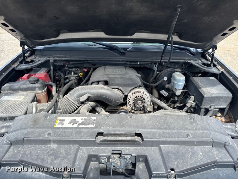 image for item EM2332 2007 Chevrolet Avalanche LS pickup truck