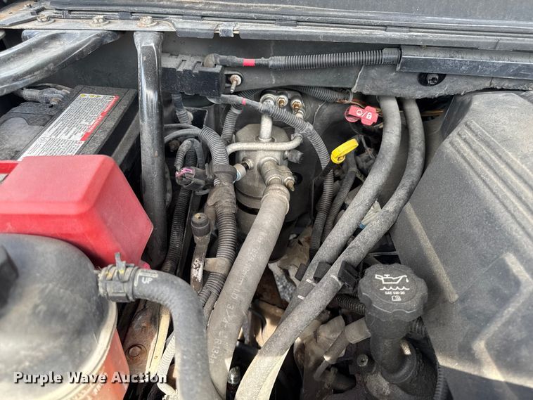 image for item EM2332 2007 Chevrolet Avalanche LS pickup truck