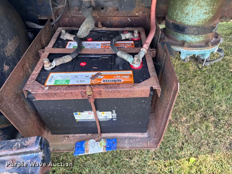 image for item EM2334 1986 International 1954 flatbed truck