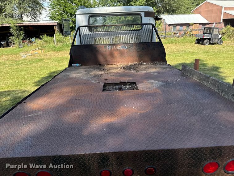 image for item EM2334 1986 International 1954 flatbed truck