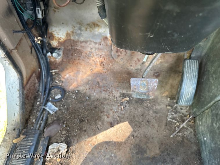 image for item EM2334 1986 International 1954 flatbed truck