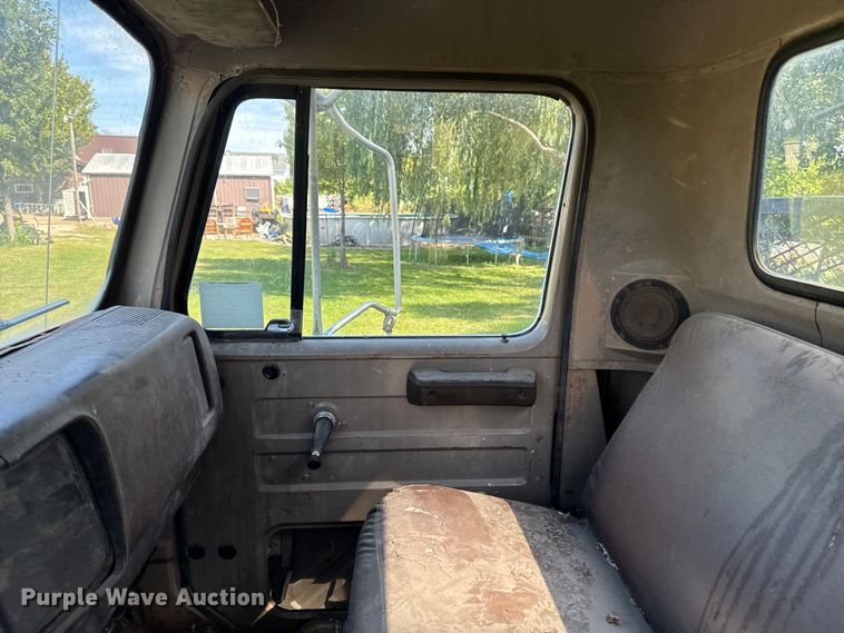 image for item EM2334 1986 International 1954 flatbed truck