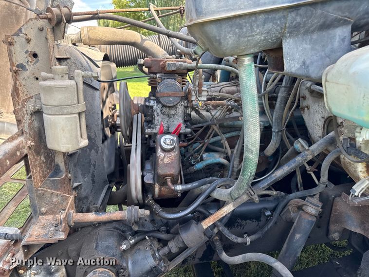 image for item EM2334 1986 International 1954 flatbed truck