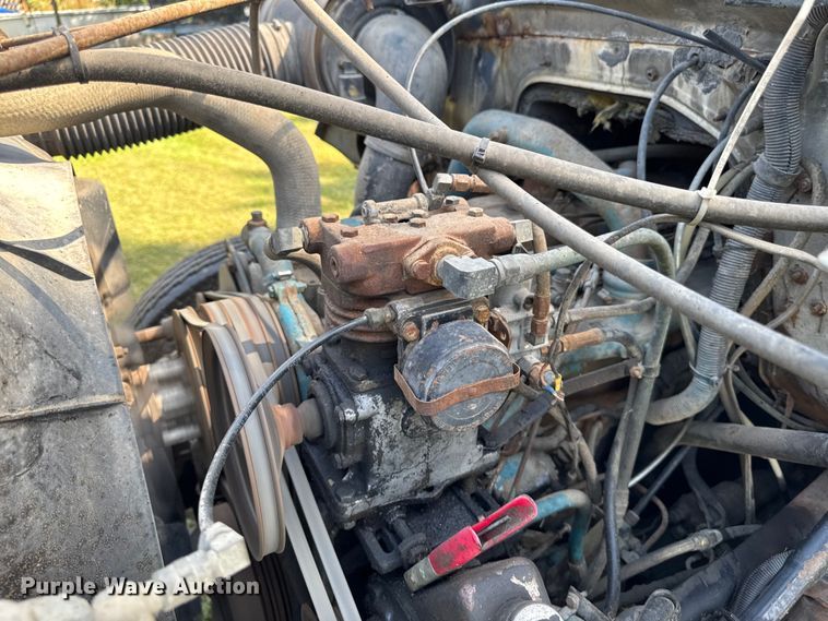 image for item EM2334 1986 International 1954 flatbed truck