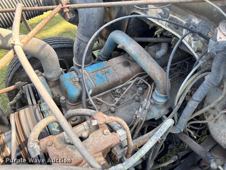 image for item EM2334 1986 International 1954 flatbed truck