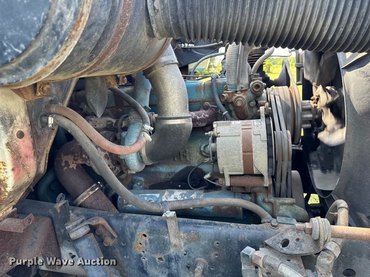 image for item EM2334 1986 International 1954 flatbed truck