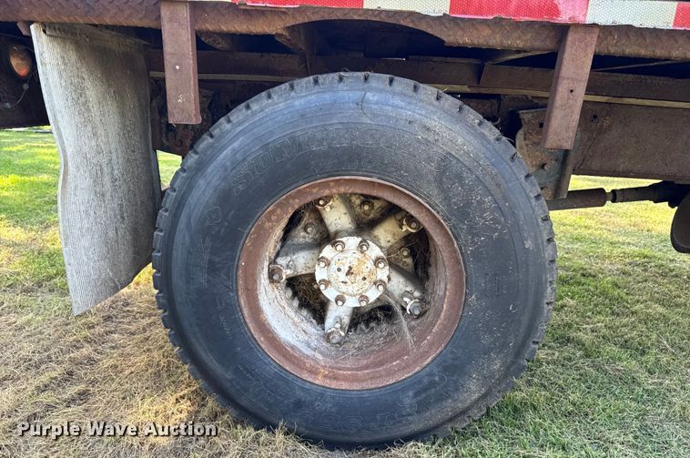 image for item EM2334 1986 International 1954 flatbed truck