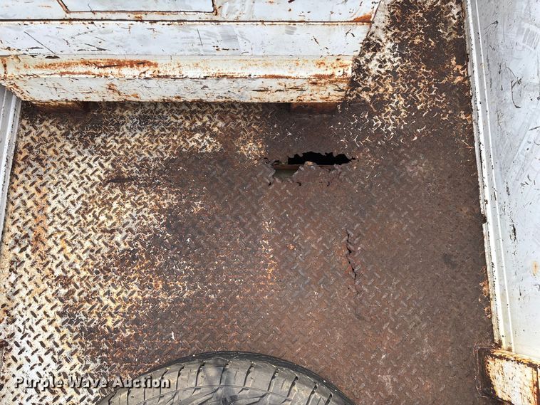 image for item EN5548 2019 Chevrolet Silverado 2500HD Double Cab utility bed pickup truck