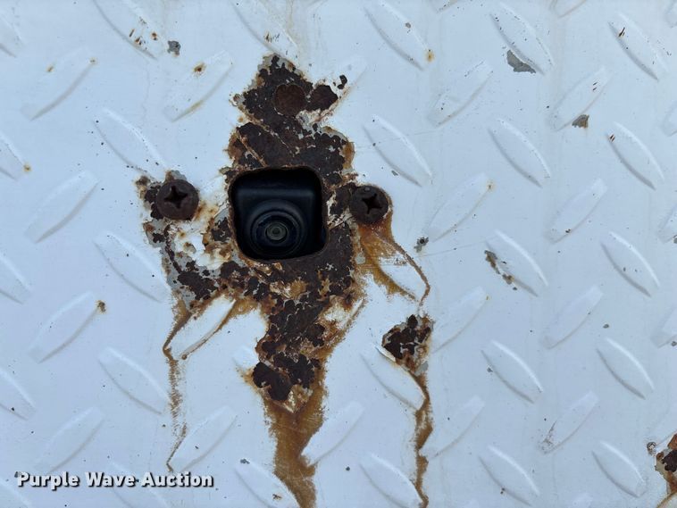 image for item EN5548 2019 Chevrolet Silverado 2500HD Double Cab utility bed pickup truck