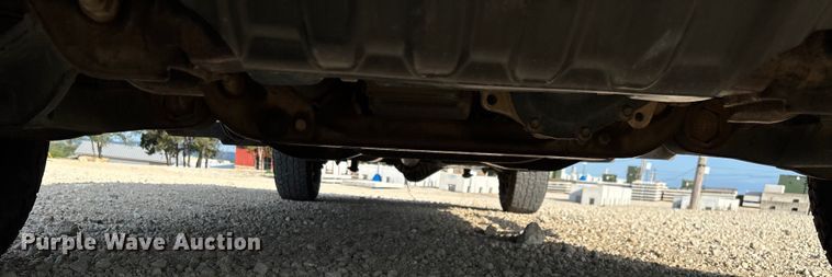 image for item EN5548 2019 Chevrolet Silverado 2500HD Double Cab utility bed pickup truck