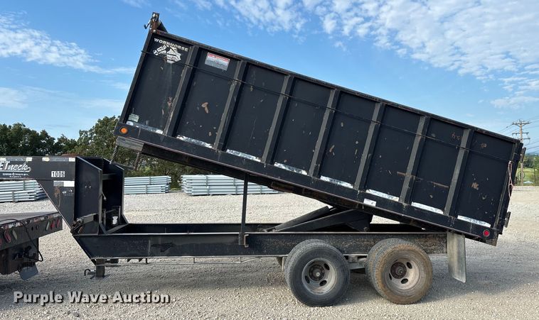 image for item EN5549 2004 Diamond C  dump trailer