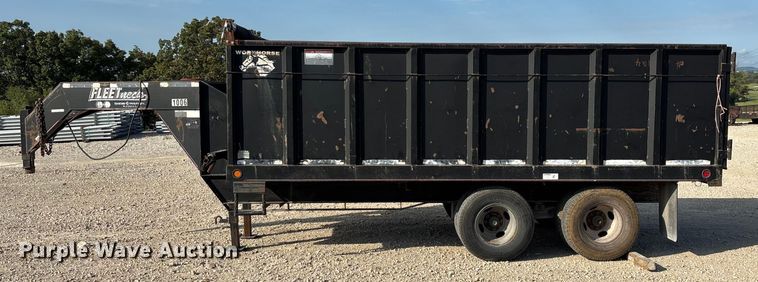 image for item EN5549 2004 Diamond C  dump trailer