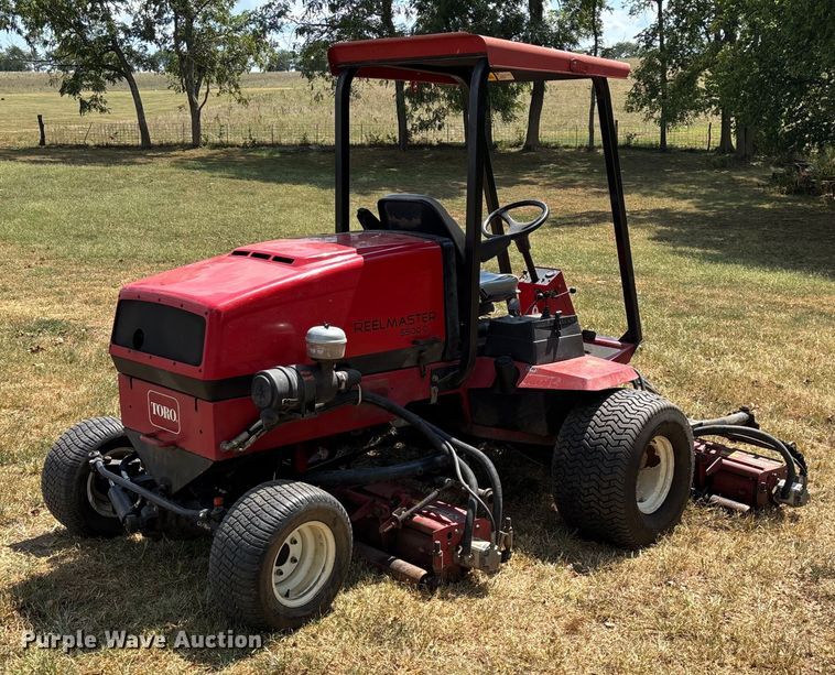 image for item EN5559 Toro Reelmaster 5500-D reel mower