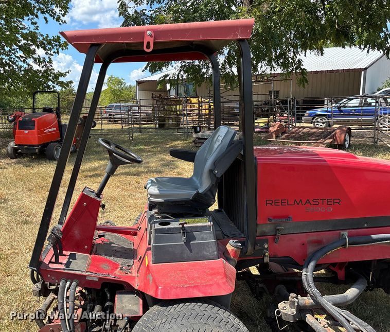 image for item EN5559 Toro Reelmaster 5500-D reel mower