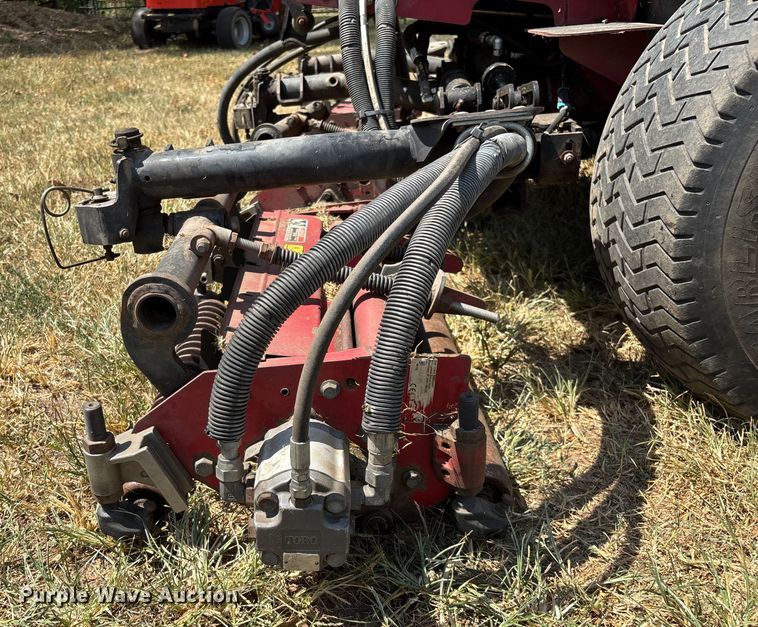 image for item EN5559 Toro Reelmaster 5500-D reel mower