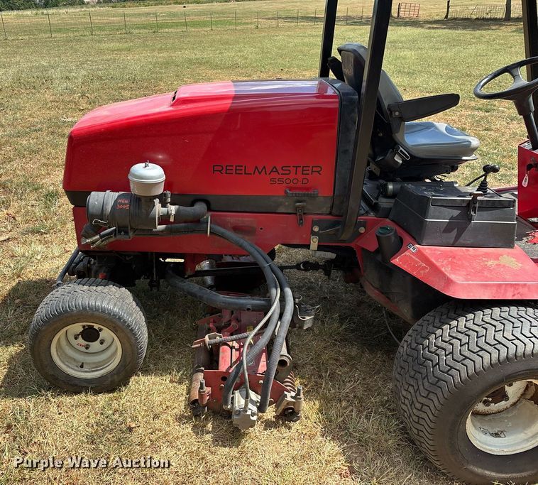image for item EN5559 Toro Reelmaster 5500-D reel mower
