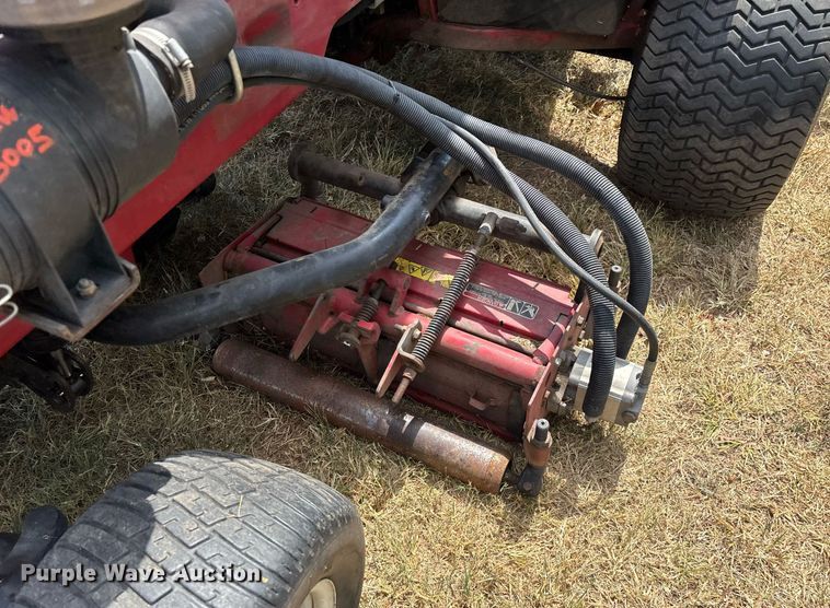 image for item EN5559 Toro Reelmaster 5500-D reel mower