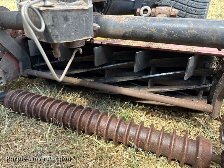 image for item EN5559 Toro Reelmaster 5500-D reel mower