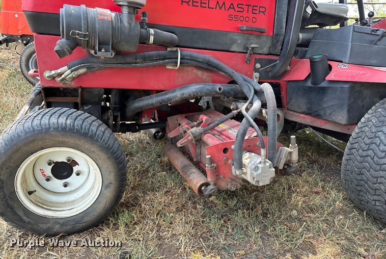 image for item EN5559 Toro Reelmaster 5500-D reel mower