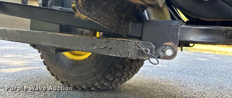 image for item EN5560 John Deere 1200 Hydro bunker rake