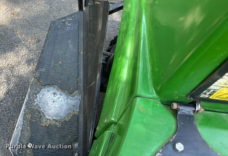 image for item EN5560 John Deere 1200 Hydro bunker rake