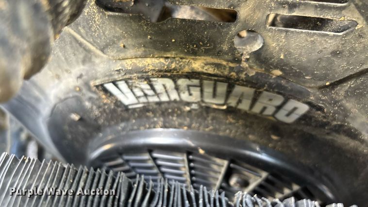 image for item EN5560 John Deere 1200 Hydro bunker rake